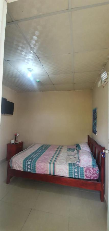 Hostal Brisas Calobrenas ภายนอก รูปภาพ