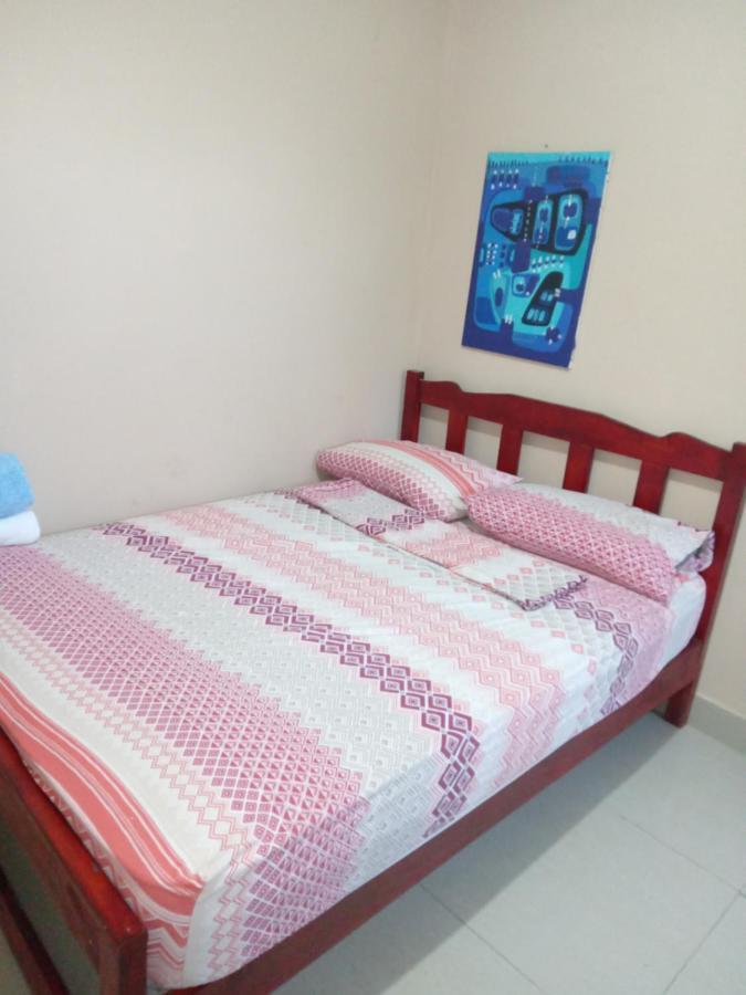 Hostal Brisas Calobrenas ภายนอก รูปภาพ