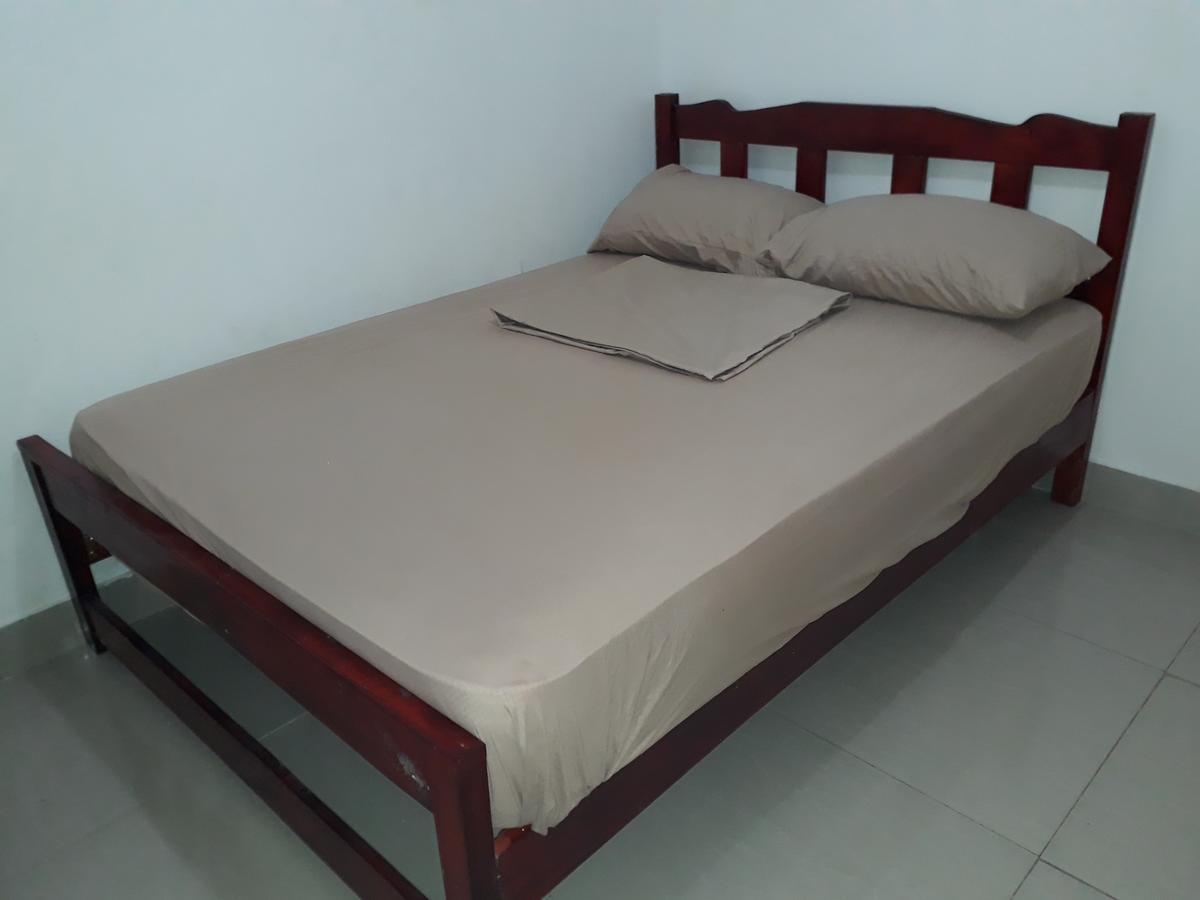 Hostal Brisas Calobrenas ภายนอก รูปภาพ